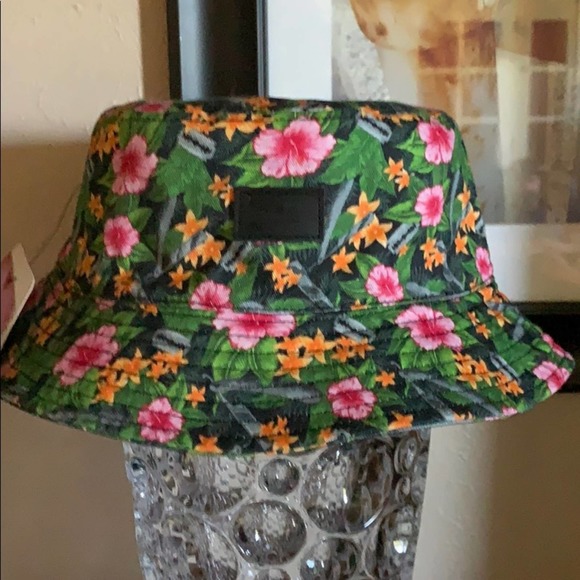 Franks Chop Shop Reversible Bucket Bucket hat Razors Secret Pocket RARE - Picture 1 of 6